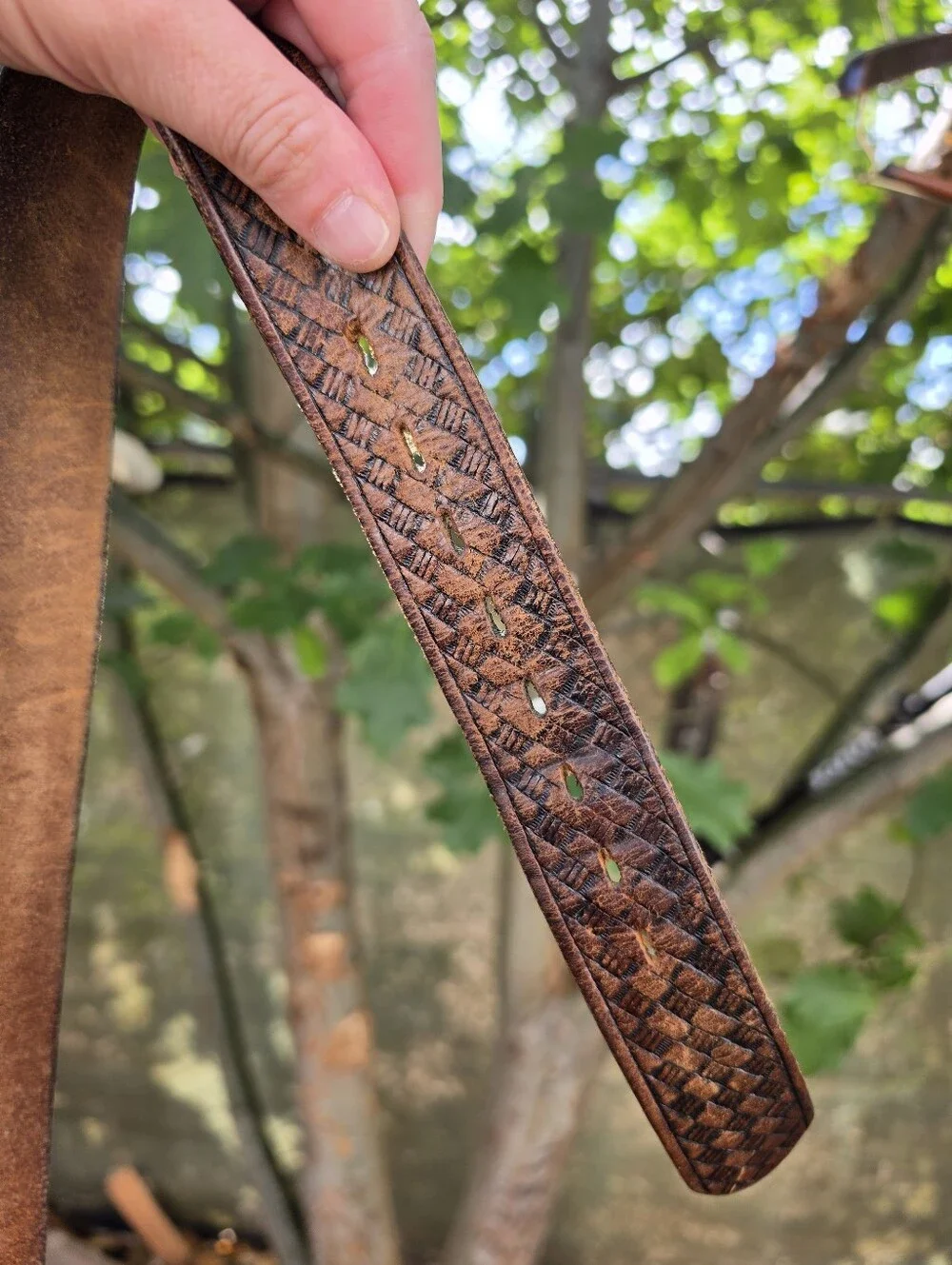 Vtg 70's 80's Brown Hand-Tooled Leather Belt Western Americana Rugged Workwear